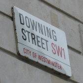 Straßenschild Downing Street - London